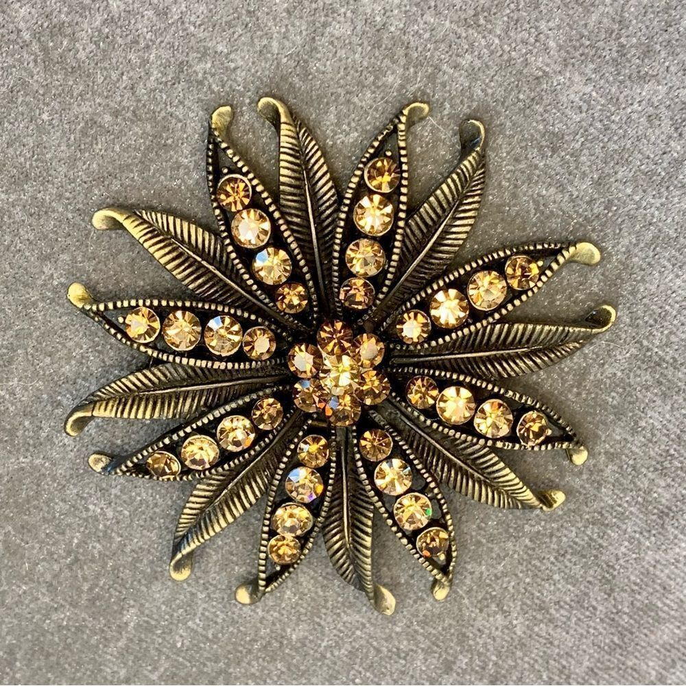 SIMON Chang vintage bronze brass tone floral Sunburst crystal rhinestone brooch